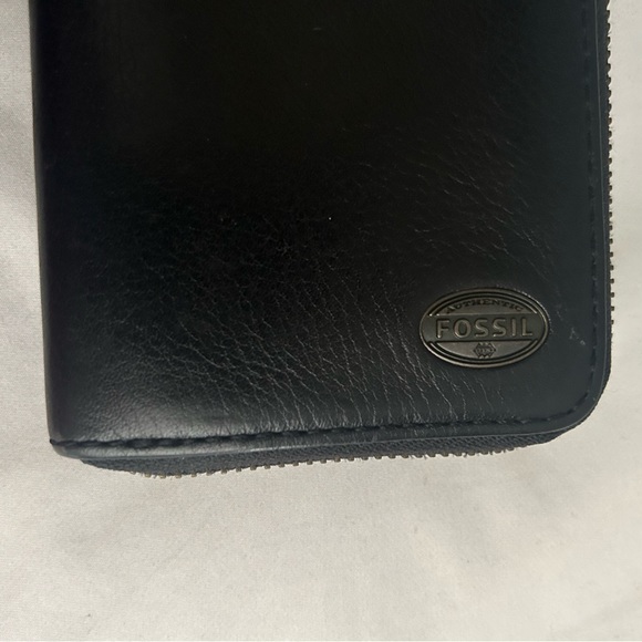 Fossil Leather Multifunction Zip Around Clutch Wallet Black Vintage - Picture 1 of 5